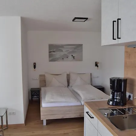 Flopi Apartament *